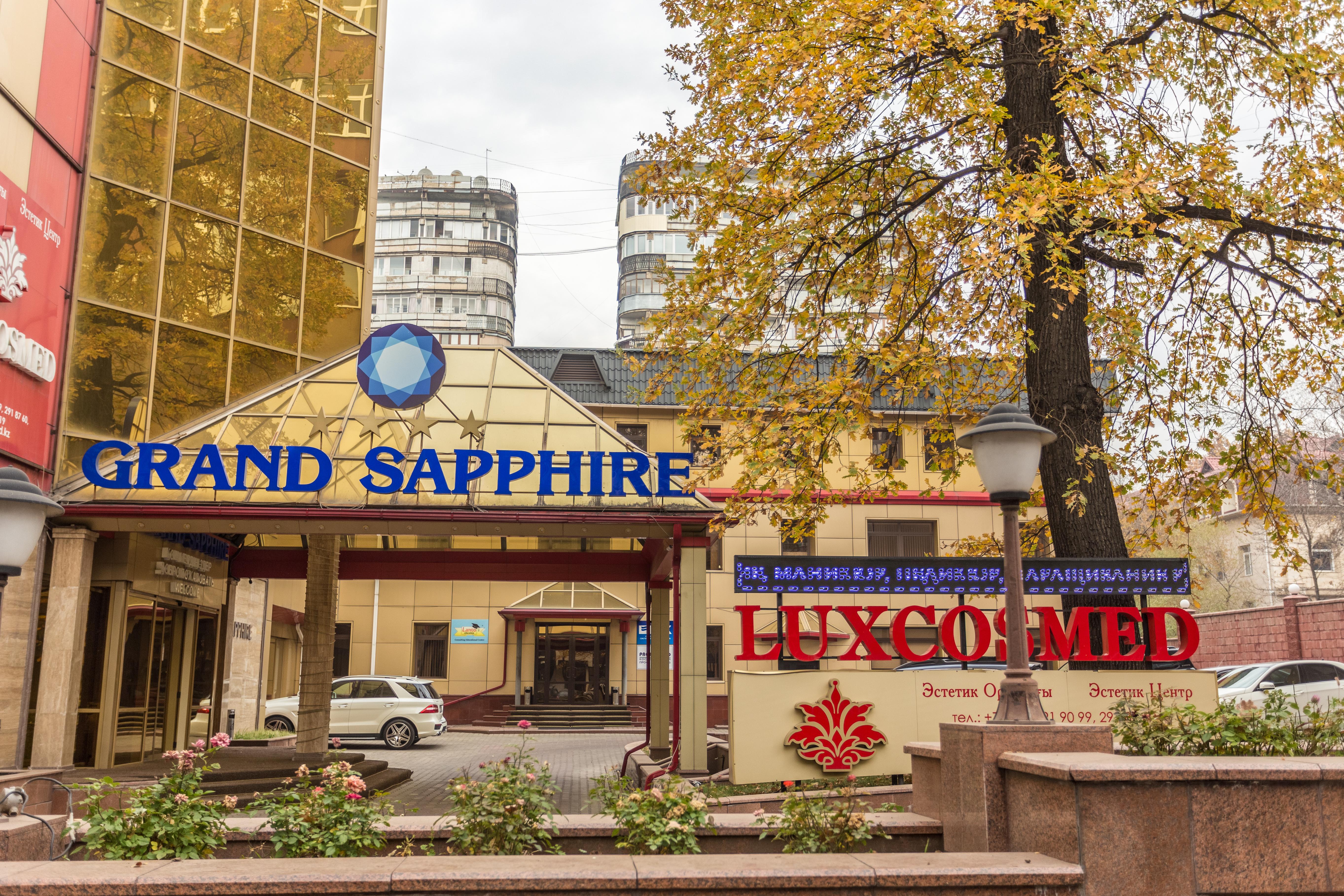 Grand Sapphire Hotel Almatı Dış mekan fotoğraf